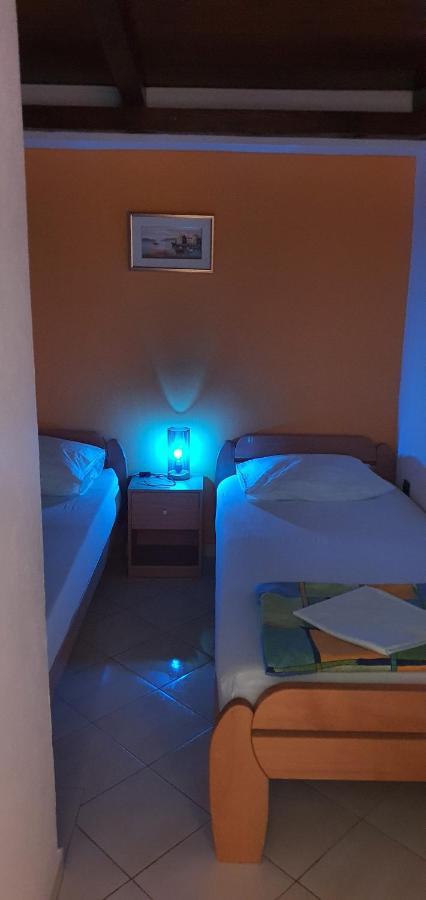 Apartments Kalac Posedarje Esterno foto