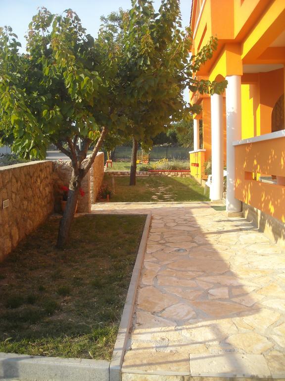 Apartments Kalac Posedarje Esterno foto