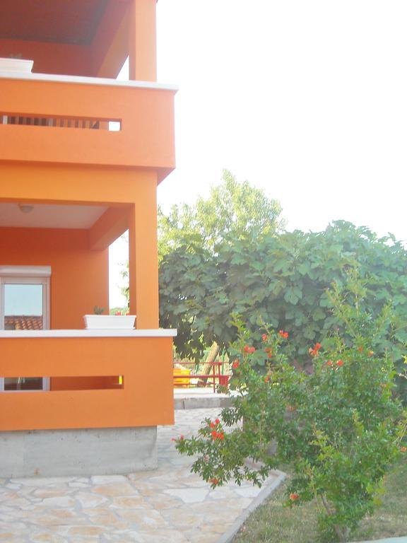 Apartments Kalac Posedarje Esterno foto